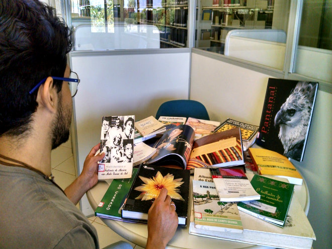 Obras da Bibliotecas Central da UFMS contam histórias de MS e MT. Foto: Biblioteca Central da UFMS